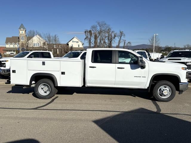 2025 Chevrolet Silverado 3500 HD Chassis Cab 4WD Crew Cab 177" WB, 60" CA Work Truck