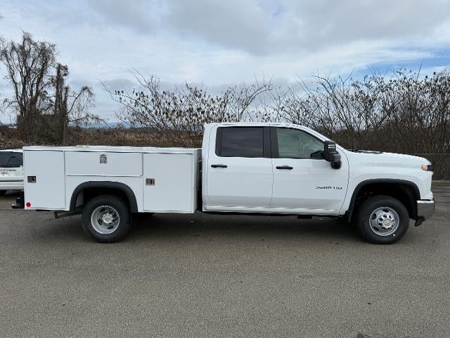2025 Chevrolet Silverado 3500 HD Chassis Cab 4WD Crew Cab 177" WB, 60" CA Work Truck