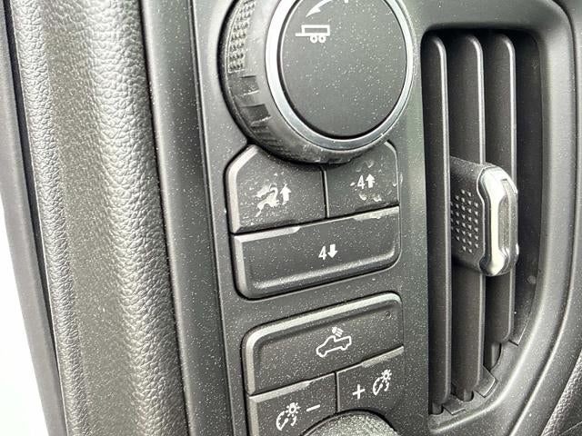 2026 Chevrolet Silverado 3500 HD Chassis Cab 4WD Crew Cab 177" WB, 60" CA Work Truck