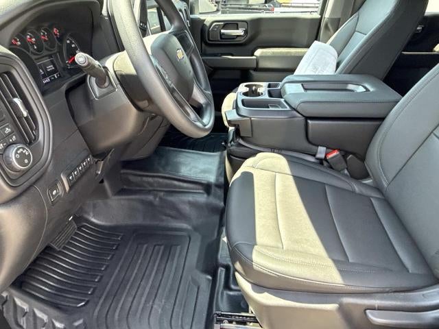 2026 Chevrolet Silverado 3500 HD Chassis Cab 4WD Crew Cab 177" WB, 60" CA Work Truck