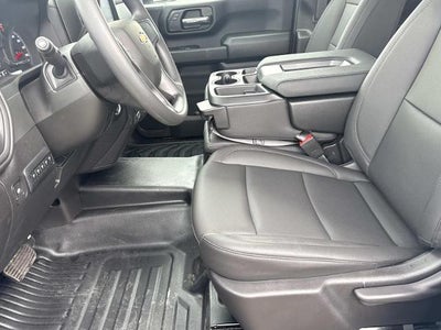 2025 Chevrolet Silverado 3500 HD Chassis Cab 4WD Crew Cab 177" WB, 60" CA Work Truck