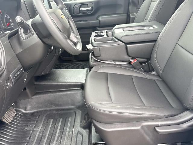 2025 Chevrolet Silverado 3500 HD Chassis Cab 4WD Crew Cab 177" WB, 60" CA Work Truck