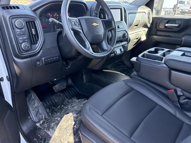 2025 Chevrolet Silverado 3500 HD Chassis Cab 4WD Crew Cab 177" WB, 60" CA Work Truck