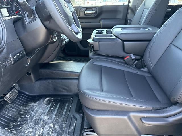 2025 Chevrolet Silverado 3500 HD Chassis Cab 4WD Crew Cab 177" WB, 60" CA Work Truck