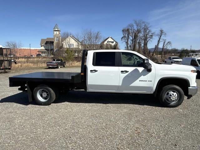 2026 Chevrolet Silverado 3500 HD Chassis Cab 4WD Crew Cab 177" WB, 60" CA Work Truck