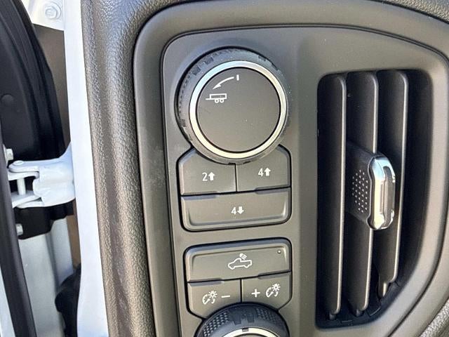 2026 Chevrolet Silverado 3500 HD Chassis Cab 4WD Crew Cab 177" WB, 60" CA Work Truck