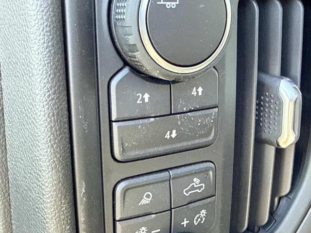 2025 Chevrolet Silverado 3500 HD Chassis Cab 4WD Crew Cab 177" WB, 60" CA Work Truck