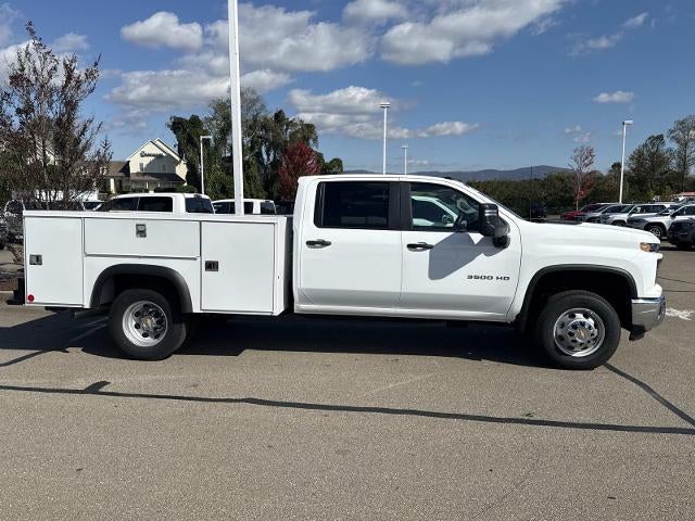2025 Chevrolet Silverado 3500 HD Chassis Cab 4WD Crew Cab 177" WB, 60" CA Work Truck