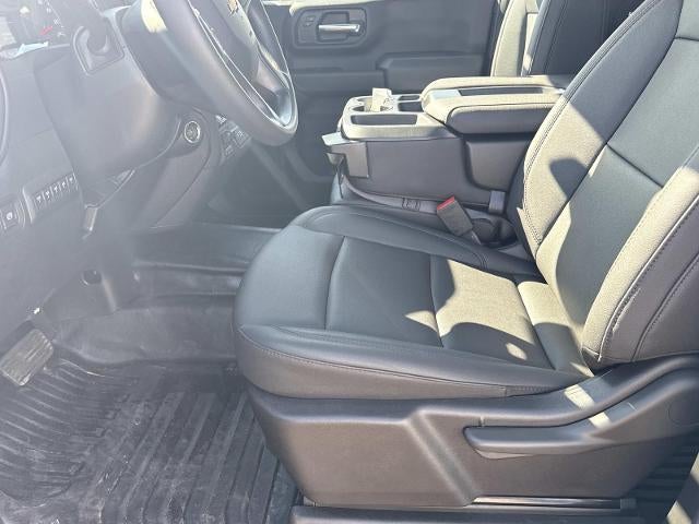 2025 Chevrolet Silverado 3500 HD Chassis Cab 4WD Crew Cab 177" WB, 60" CA Work Truck