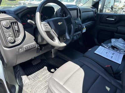 2026 Chevrolet Silverado 3500 HD Chassis Cab 4WD Crew Cab 177" WB, 60" CA Work Truck