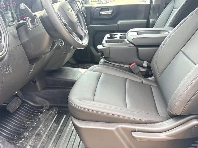 2025 Chevrolet Silverado 3500 HD Chassis Cab 4WD Crew Cab 177" WB, 60" CA Work Truck