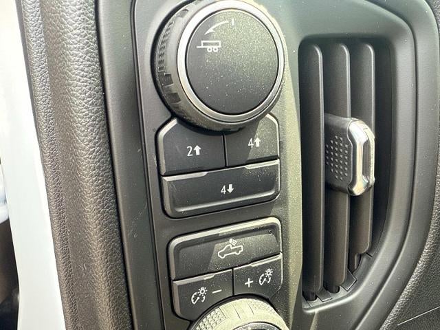 2025 Chevrolet Silverado 3500 HD Chassis Cab 4WD Crew Cab 177" WB, 60" CA Work Truck