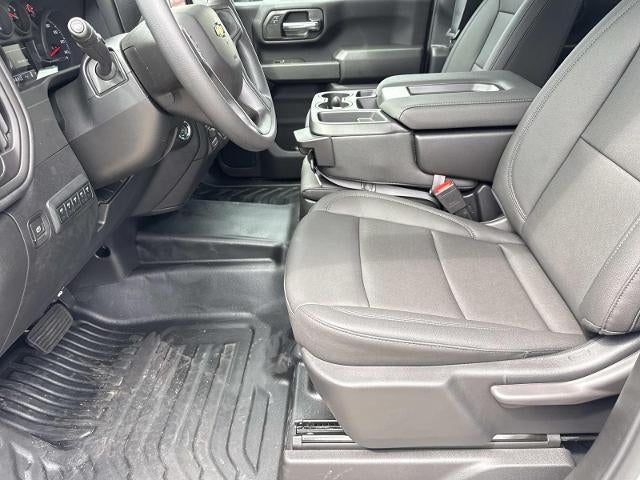 2026 Chevrolet Silverado 3500 HD Chassis Cab 4WD Crew Cab 177" WB, 60" CA Work Truck