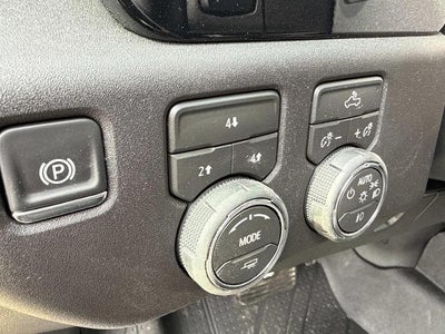 2026 Chevrolet Silverado 3500 HD Chassis Cab 4WD Crew Cab 177" WB, 60" CA LT