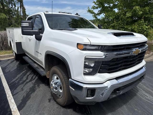 2025 Chevrolet Silverado 3500 HD Chassis Cab 4WD Crew Cab 177" WB, 60" CA LT