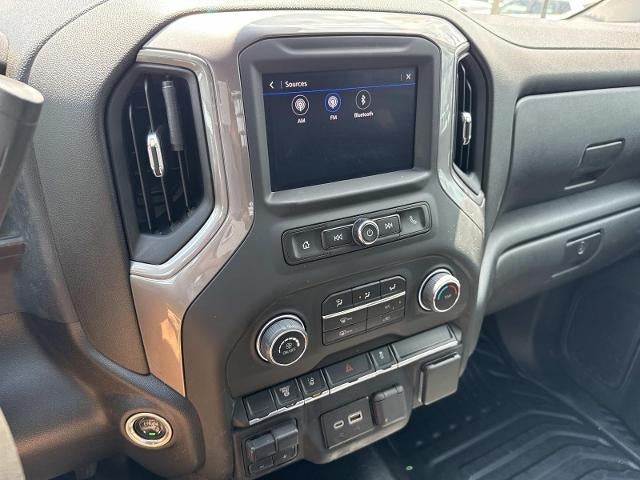 2024 Chevrolet Silverado 3500 HD Chassis Cab 4WD Crew Cab 177" WB, 60" CA Work Truck