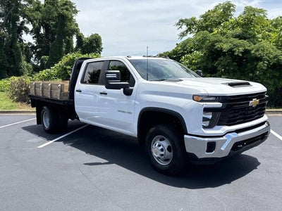 2024 Chevrolet Silverado 3500 HD Chassis Cab 4WD Crew Cab 177" WB, 60" CA Work Truck