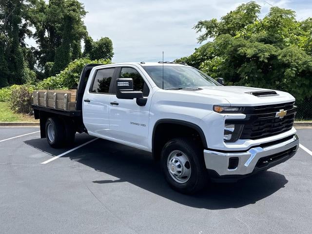 2024 Chevrolet Silverado 3500 HD Chassis Cab 4WD Crew Cab 177" WB, 60" CA Work Truck