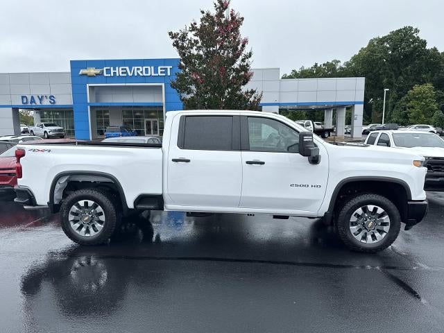 2026 Chevrolet Silverado 2500 HD Crew Cab Standard Box 4-Wheel Drive Custom