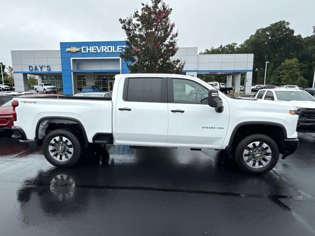 2026 Chevrolet Silverado 2500 HD Crew Cab Standard Box 4-Wheel Drive Custom