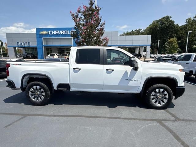 2026 Chevrolet Silverado 2500 HD Crew Cab Standard Box 4-Wheel Drive Custom