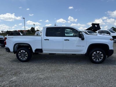 2026 Chevrolet Silverado 2500 HD Crew Cab Standard Box 4-Wheel Drive Custom