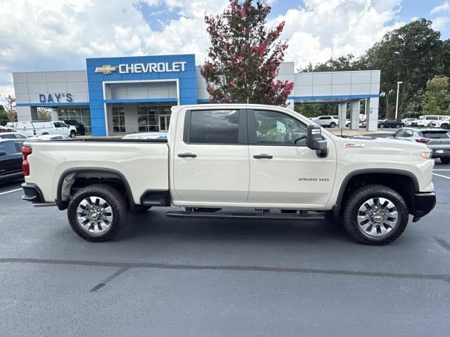 2026 Chevrolet Silverado 2500 HD Crew Cab Standard Box 4-Wheel Drive Custom