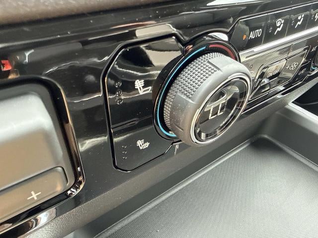 2026 Chevrolet Silverado 2500 HD Crew Cab Standard Box 4-Wheel Drive LT