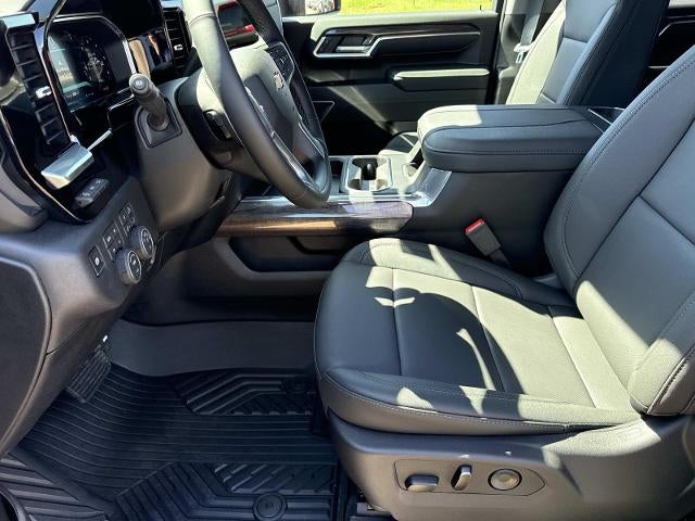 2026 Chevrolet Silverado 2500 HD Crew Cab Standard Box 4-Wheel Drive LTZ