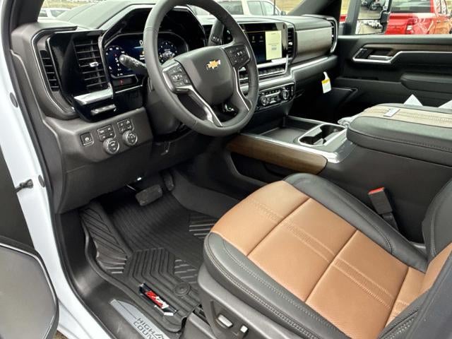 2026 Chevrolet Silverado 2500 HD Crew Cab Standard Box 4-Wheel Drive High Country