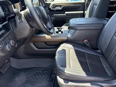 2025 Chevrolet Silverado 2500 HD Crew Cab Standard Box 4-Wheel Drive High Country