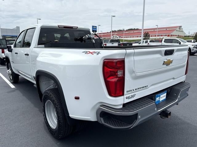 2025 Chevrolet Silverado 3500 HD Crew Cab Long Box 4-Wheel Drive Work Truck