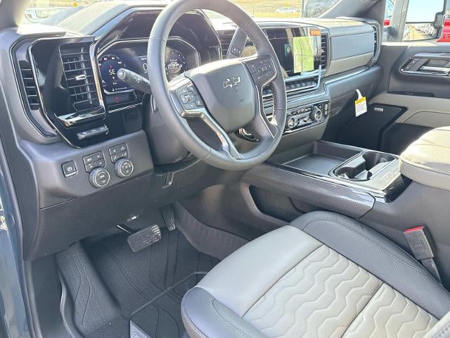 2026 Chevrolet Silverado 2500 HD Crew Cab Standard Box 4-Wheel Drive ZR2