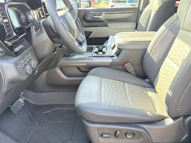 2026 Chevrolet Silverado 2500 HD Crew Cab Standard Box 4-Wheel Drive ZR2