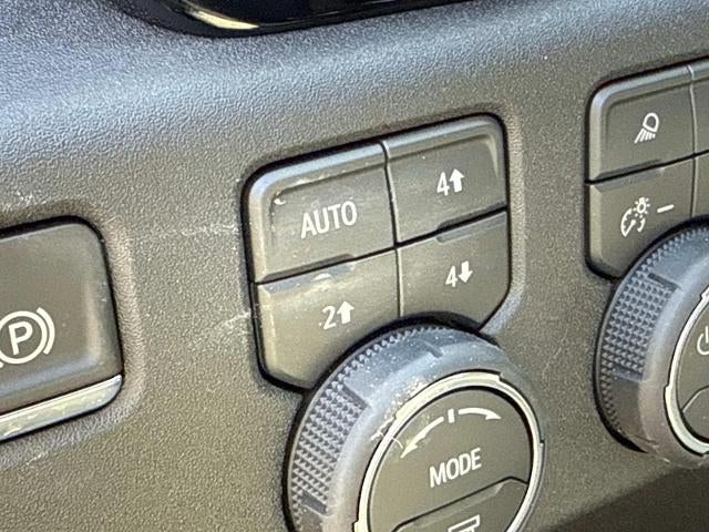 2026 Chevrolet Silverado 2500 HD Crew Cab Standard Box 4-Wheel Drive ZR2