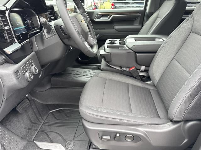 2026 Chevrolet Silverado 1500 Crew Cab Short Box 4-Wheel Drive LT 1LT