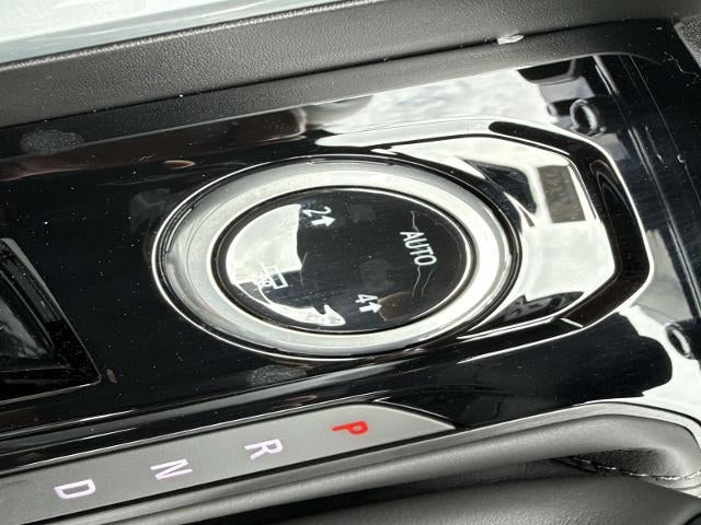 2026 Chevrolet Colorado Crew Cab Short Box 4-Wheel Drive Work Truck