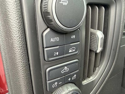 2020 Chevrolet Silverado 1500 Double Cab Standard Box 4-Wheel Drive Custom