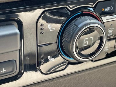 2025 Chevrolet Silverado 1500 Crew Cab Short Box 4-Wheel Drive LT 1LT