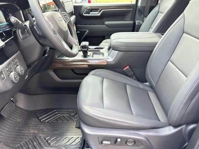 2026 Chevrolet Silverado 1500 Crew Cab Short Box 4-Wheel Drive RST