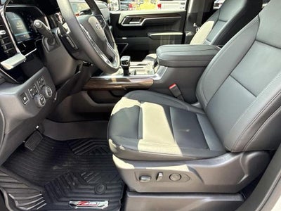 2026 Chevrolet Silverado 1500 Crew Cab Short Box 4-Wheel Drive RST