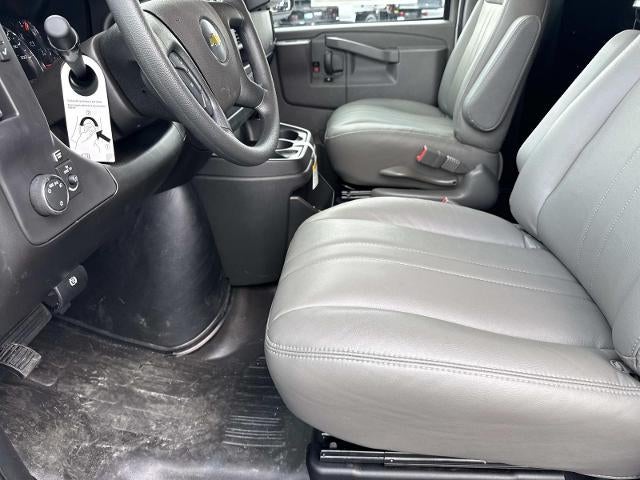 2026 Chevrolet Express Cargo 2500 Regular Wheelbase Rear-Wheel Drive