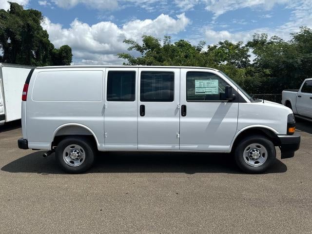 2025 Chevrolet Express Cargo 2500 2500 Regular Wheelbase Rear-Wheel Drive