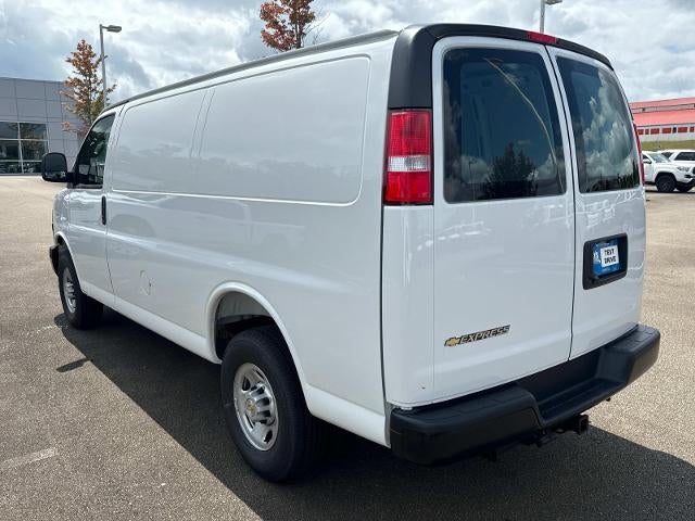 2025 Chevrolet Express Cargo 2500 2500 Regular Wheelbase Rear-Wheel Drive