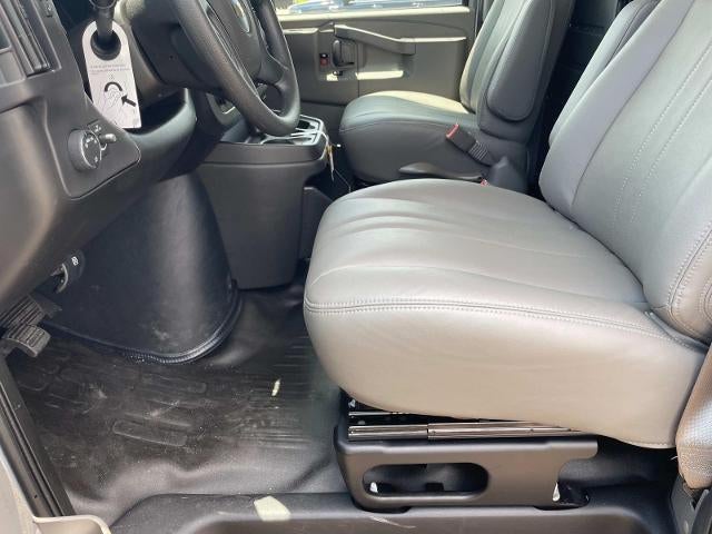 2025 Chevrolet Express Cargo 2500 2500 Regular Wheelbase Rear-Wheel Drive