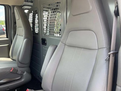 2025 Chevrolet Express Cargo 2500 2500 Regular Wheelbase Rear-Wheel Drive