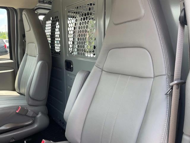 2025 Chevrolet Express Cargo 2500 2500 Regular Wheelbase Rear-Wheel Drive