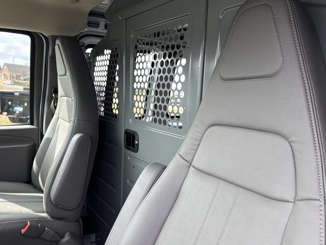 2025 Chevrolet Express Cargo 2500 Regular Wheelbase Rear-Wheel Drive