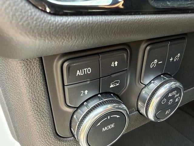 2025 GMC Yukon 4WD 4dr Denali