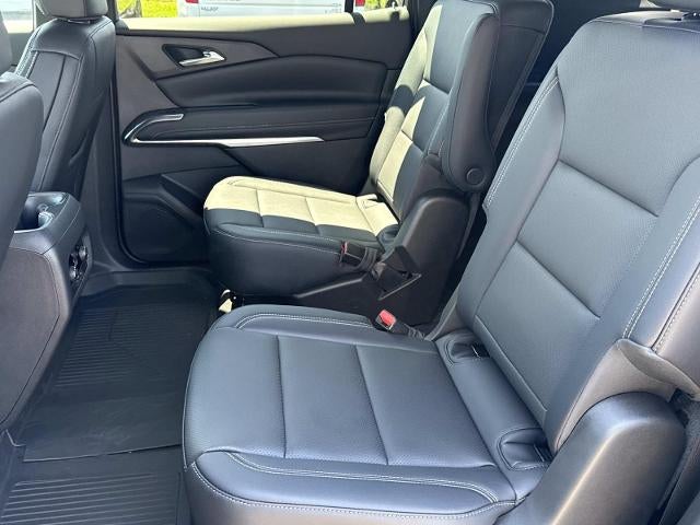 2027 Chevrolet Traverse LT w/1LT